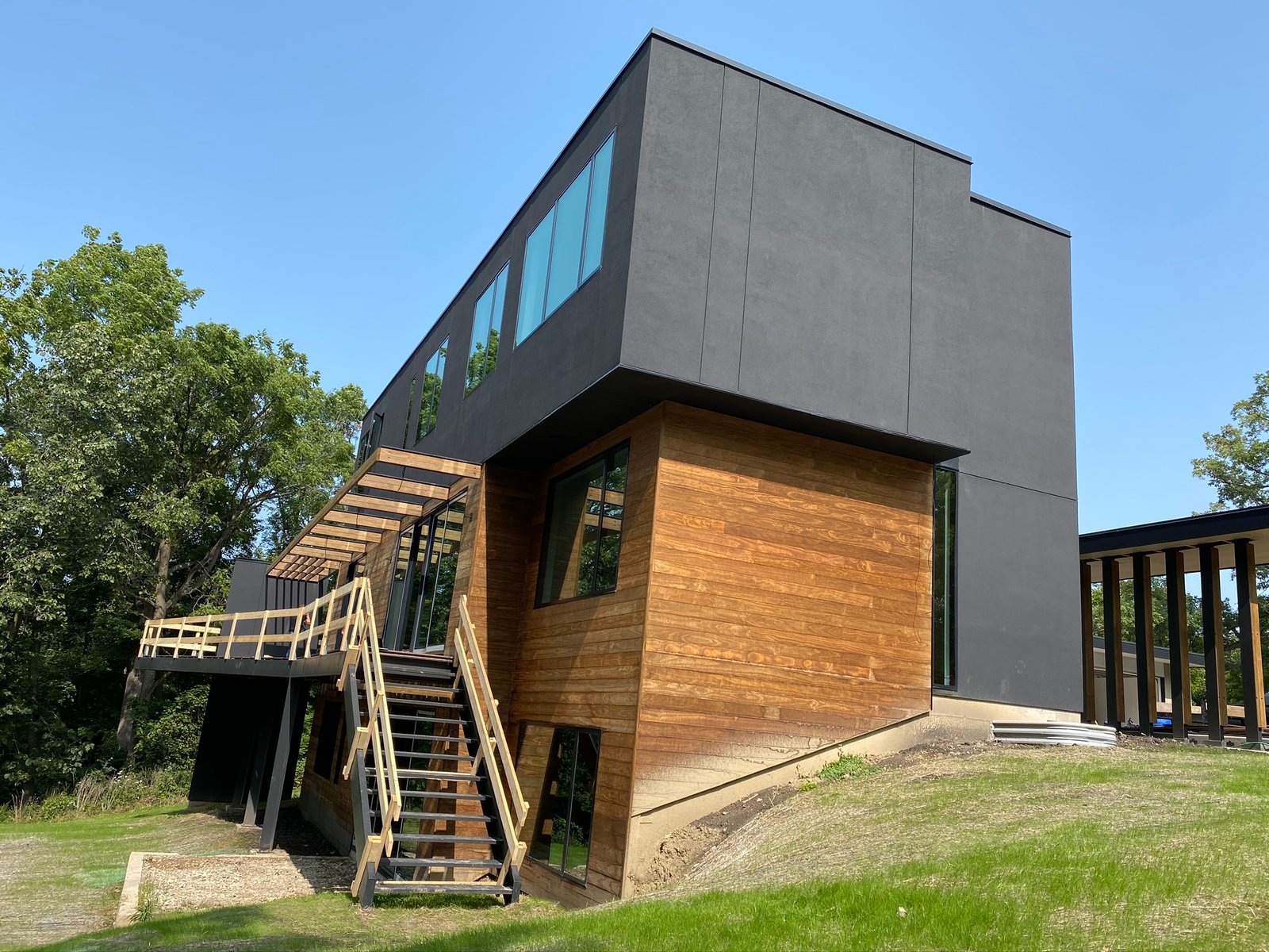 46035BFC-0564-4CE5-B56C-6872274FD397_1_102_o