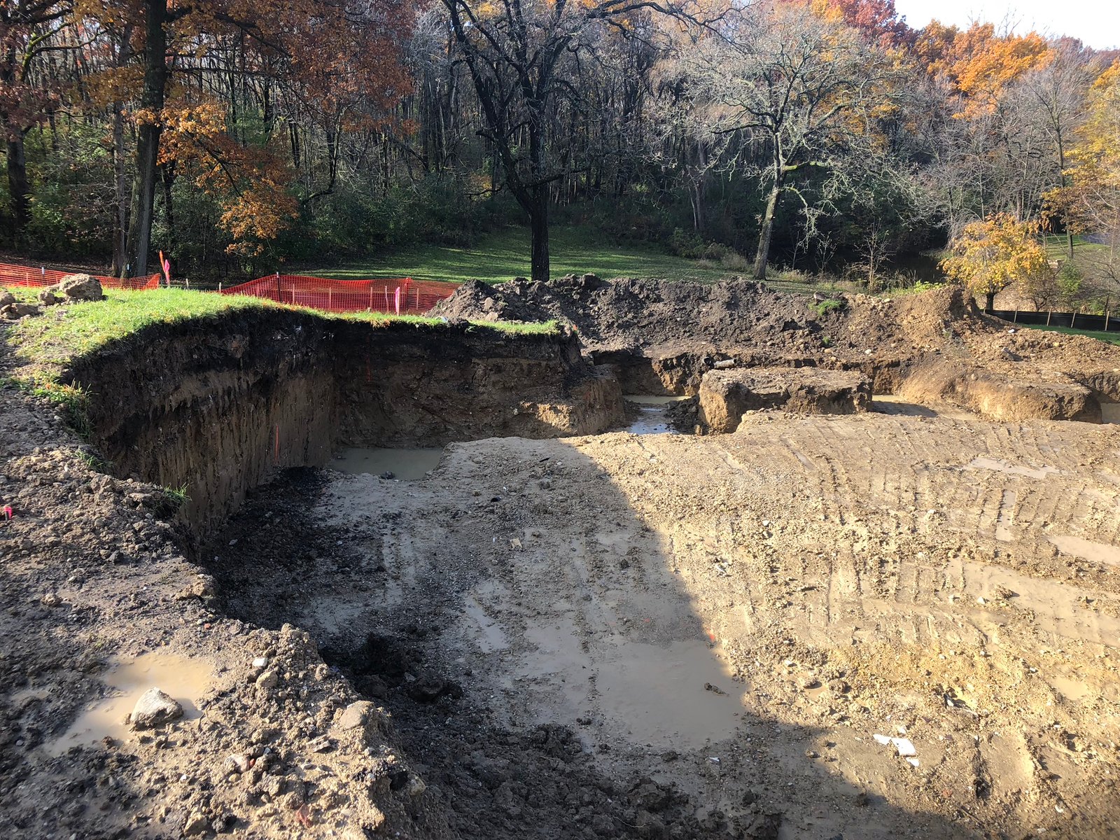 71484D7E-5C9B-430E-AADC-99D3AED769C4_1_102_o